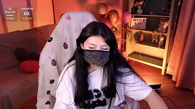 Chat +18 de MeganSpicy ao vivo