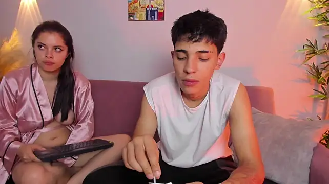 Živý XXX chat Ambar_a_Camilo