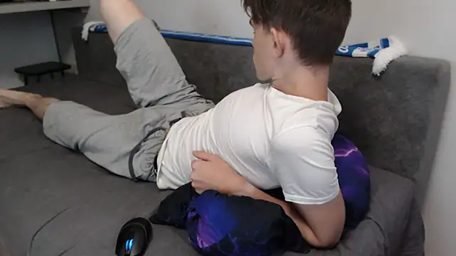 Student_Oliver Chat XXX live