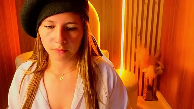 Živý XXX chat Aratna_Blonde_Tx