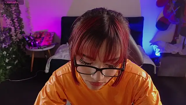 צ'אט XXX בשידור חי של Mia_Haruno