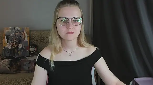 MissBrightShine Live XXX-chat