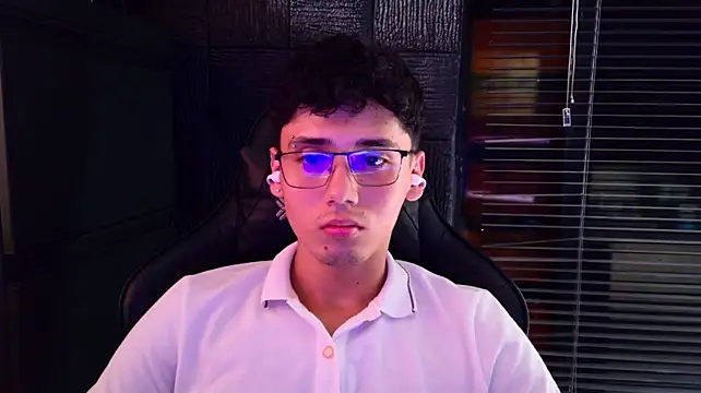 Онлайн чат XXX SrJacobs
