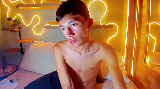 XXX chat uživo modela Alan_Madisson