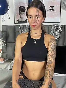 צ'אט XXX בשידור חי של JuliaColemann
