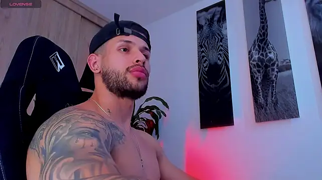 Santos_ramirez1's Live XXX Chat