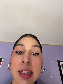 charlotte_stevenss_'s Live XXX Chat