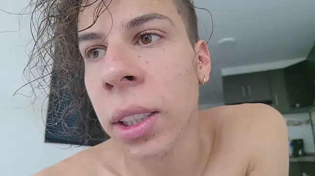 grey___27 Webcamshow