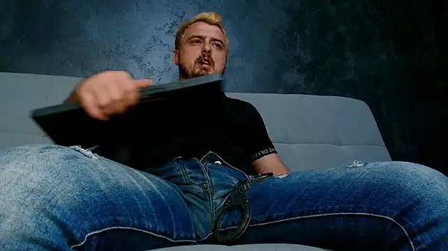 Онлайн чат XXX CLOUDYMarkWayne