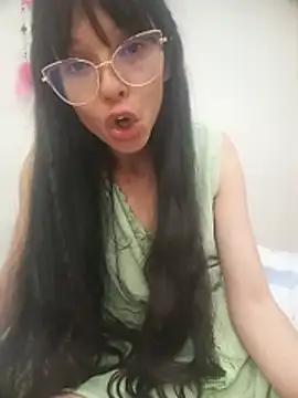 Chat +18 de dulce_loba ao vivo