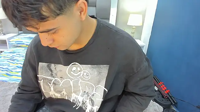 Chat +18 de Charlie___Musk ao vivo