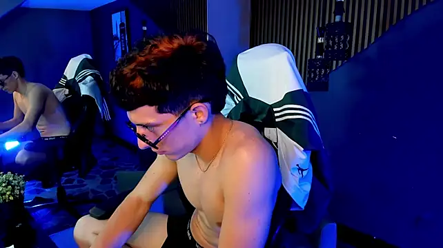 Chat +18 de TheGhostforeeonss ao vivo