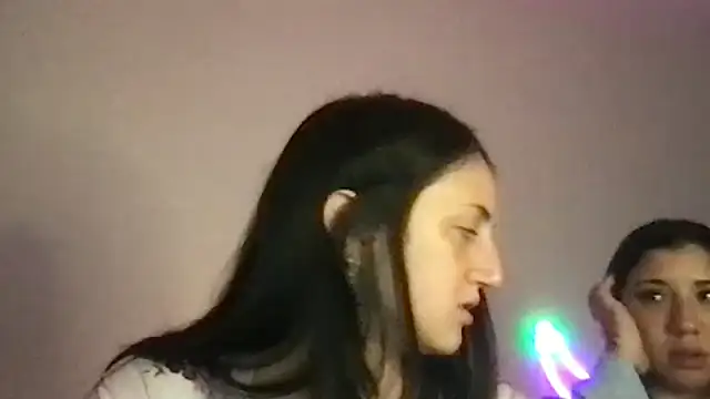 Chat +18 de torithequeen ao vivo