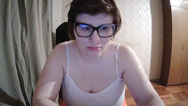 Онлайн чат XXX Jolinaha
