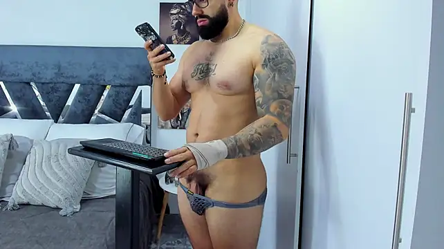 Chatroom XXX en direct de Zack_Froone