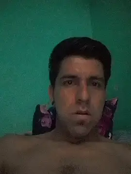 TragicAirplane168 Show Webcam