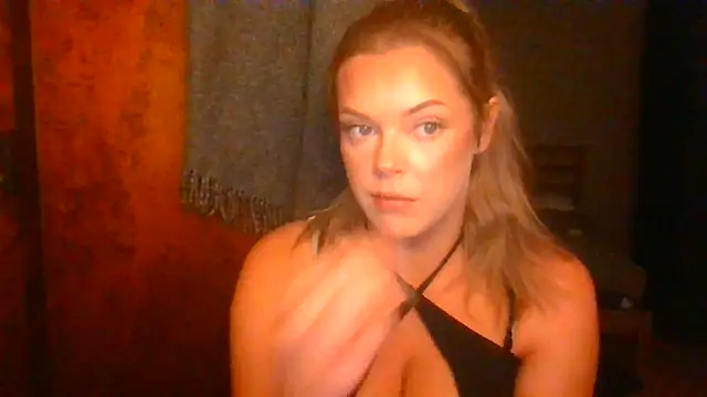 alaylma Live XXX Chat