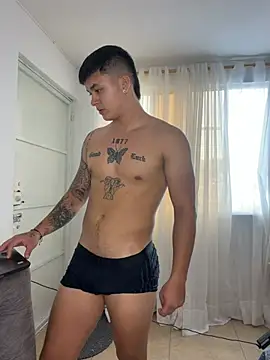 XXX chat uživo modela Christopher_strongg