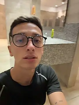Thiago_Jones1 现场XXX聊天