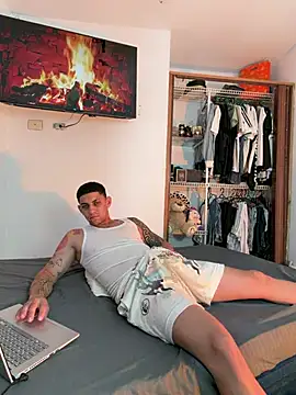 GabrielX77_ – Live XXX-chat