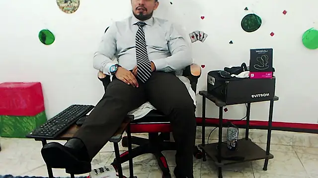 Živý XXX chat KalethBigDick