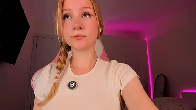 Chatroom XXX en direct de Eva_Davi
