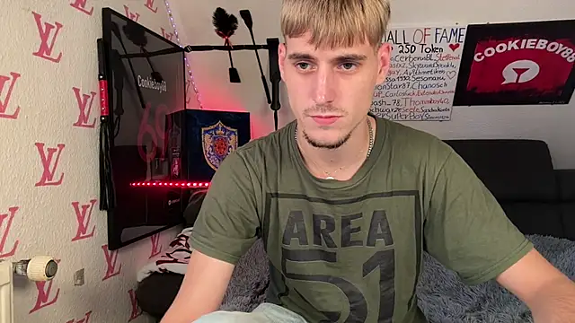 Онлайн чат XXX Cookieboy88