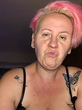 Chat +18 de SofiaAmour ao vivo