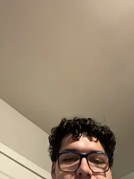 Caleb-Sweats Chat XXX in diretta