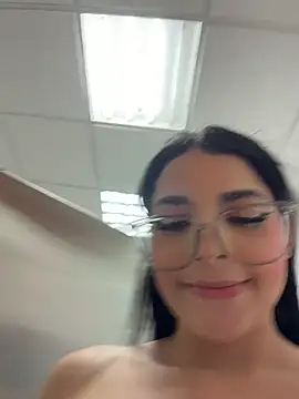 ArieliciousXXX's Live XXX Chat