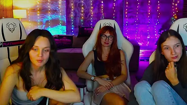 Evelyn054 – Live XXX-chat