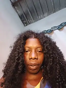 Chatroom XXX en direct de nzanizy