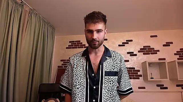 KyloEast's Live XXX Chat
