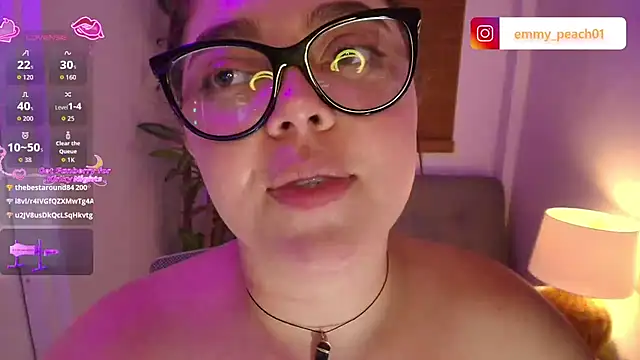 Emmy_peach1のライブXXXチャット