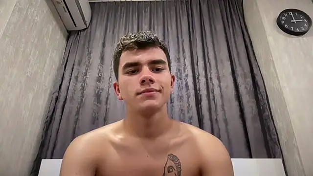 Just_Max02 live XXX chat