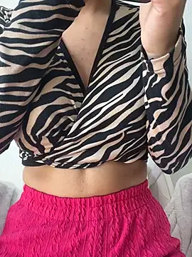 DulceMya Chat XXX live