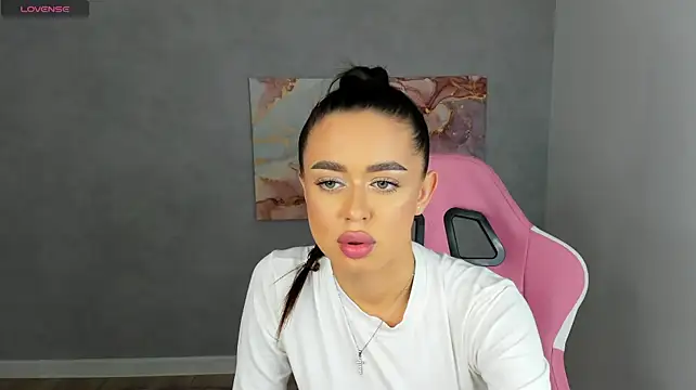 NicoleRossss' Live XXX Chat