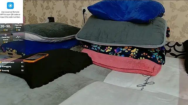 XXX chat uživo modela MartinBrandon