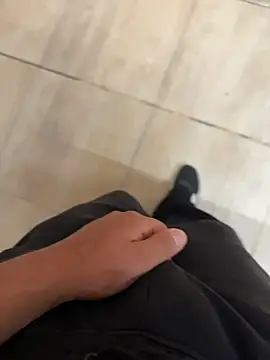 Živý XXX chat liam_bronw