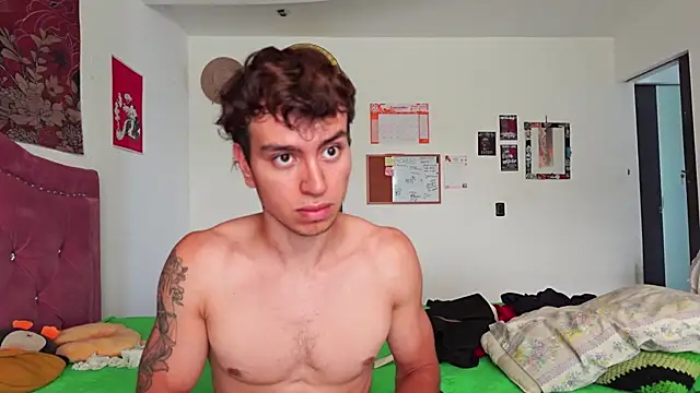 Živý XXX chat Laramucci