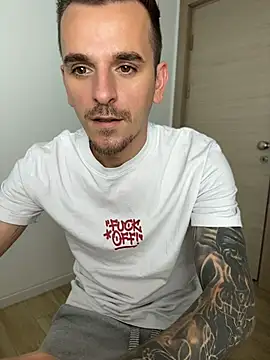 Živý XXX chat Huge_cock22cm