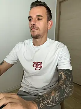 Živý XXX chat Huge_cock22cm