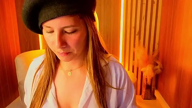 Živý XXX chat Aratna_Blonde_Tx