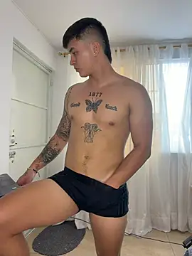 Christopher_strongg's Live XXX Chat