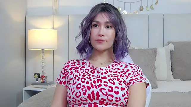 Chat +18 de BelenRoy ao vivo