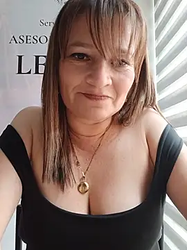 KAREN--03's Live XXX Chat