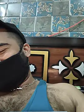BeardKingoBackのライブXXXチャット