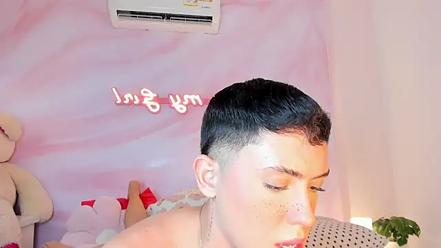 Iam_Caami_ Live XXX Chat