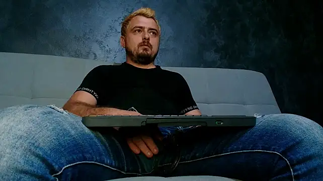 CLOUDYMarkWayne Chat XXX live