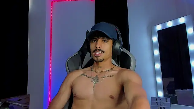 XXX chat uživo modela Lukeetaylor